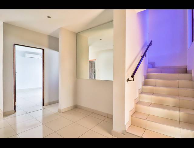 6 BEDROOM HOUSE SOLD IN XANADU